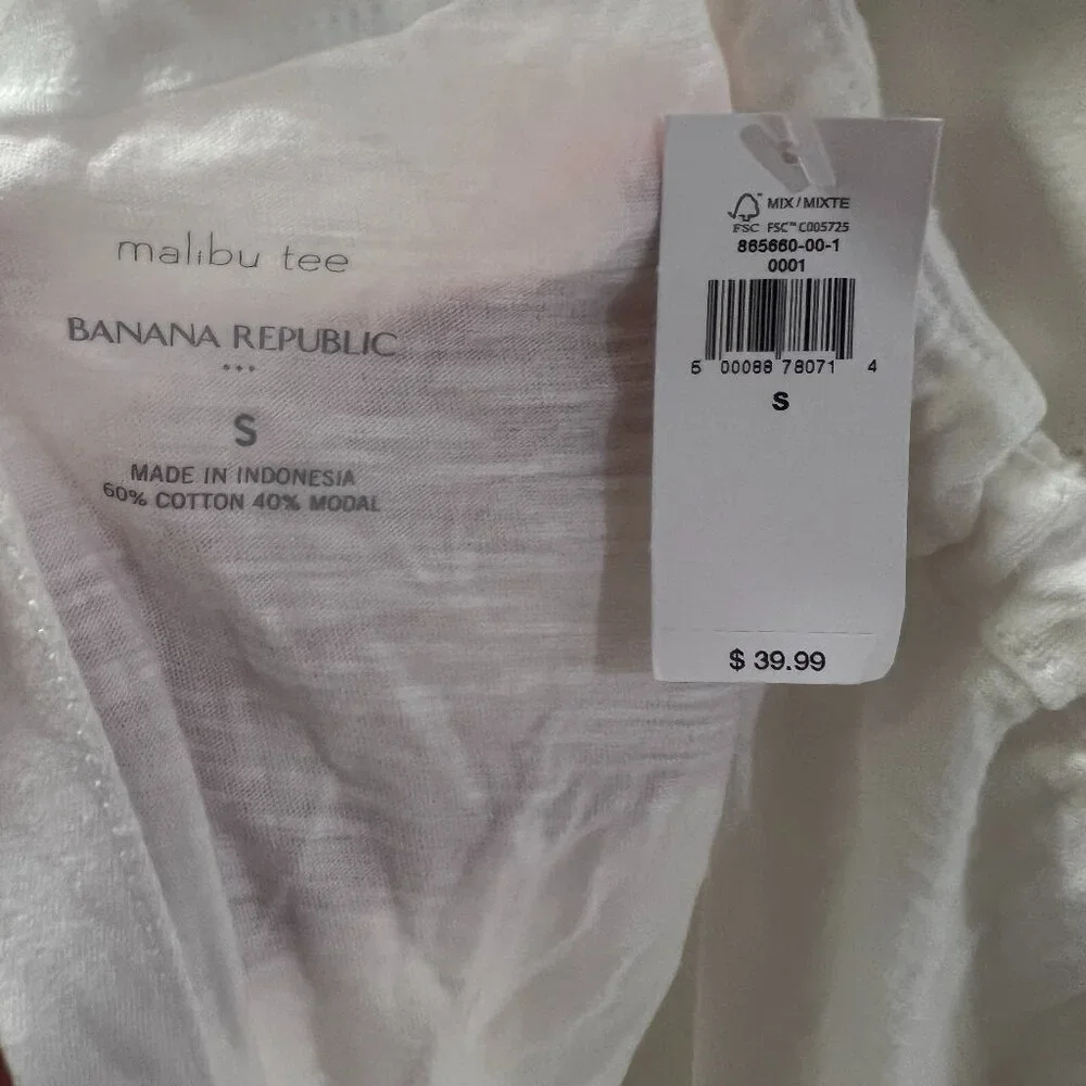 Banana Republic Malibu Tee - Picture 3 of 3